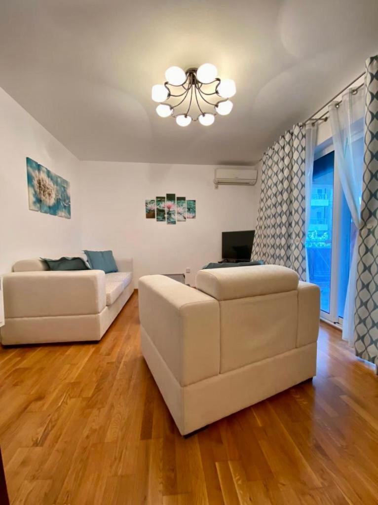 Apartment Liza Petrovac Eksteriør bilde
